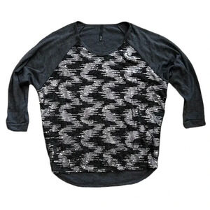 Jolie USA Slate Gray Sequin Basic Top L